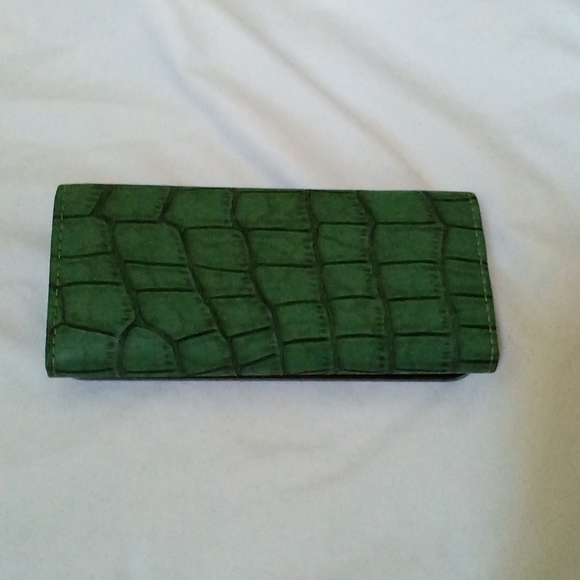 Faux Croc wallet new w/Tags - Picture 7 of 9